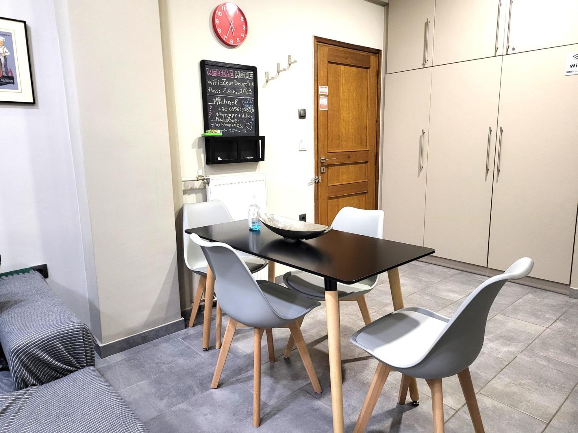 “Zeus”, Stylish Luxury Business Suite In The Heart Of Athens. Exteriör bild